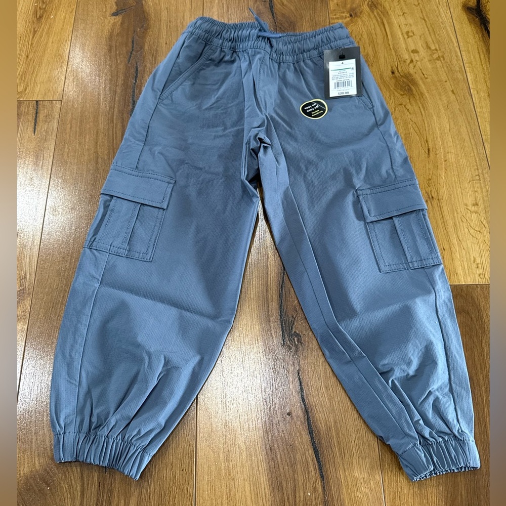 art class Gray Cargo Joggers NWT 4